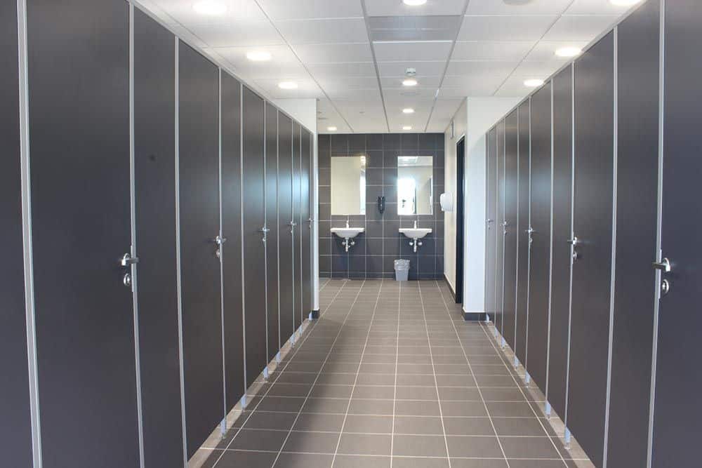 Skærmvægge toilet jyske bank boxen